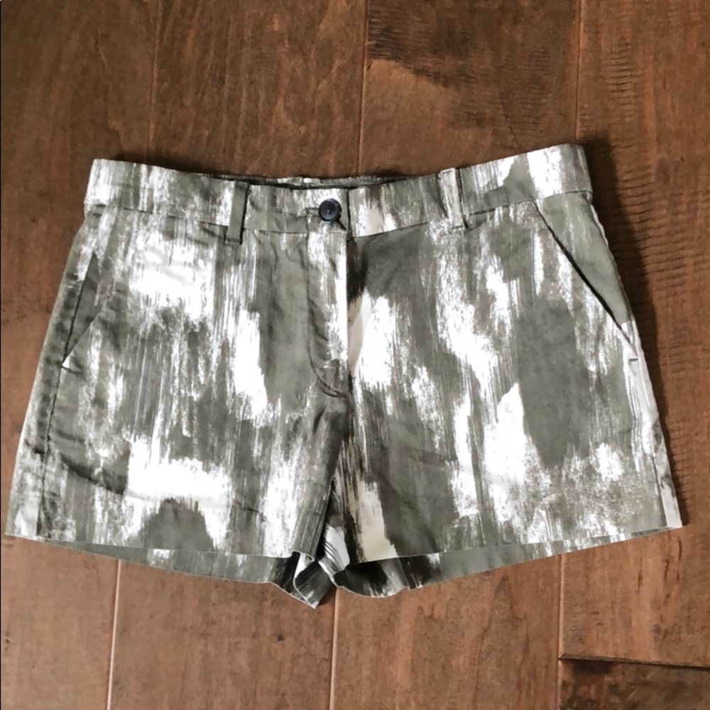 🍁Khakis by Gap Printed Short Sz 0